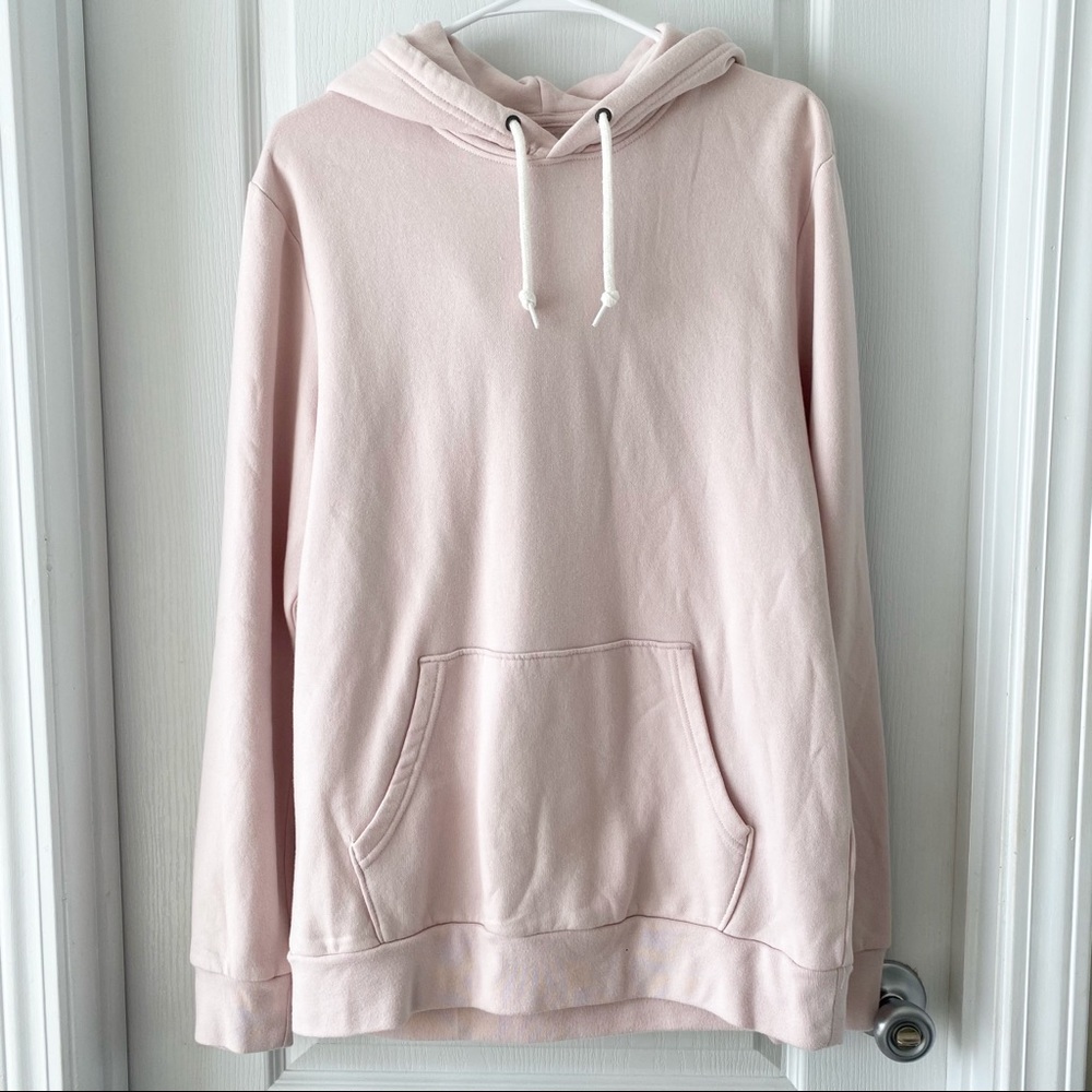 Men’s pullover hoodie